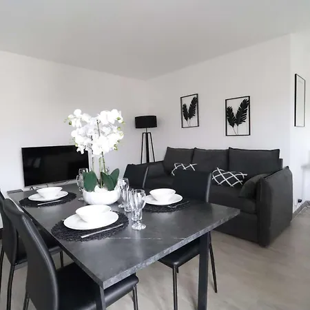 Ferienwohnung Frenchy By Plaza Serris Exterior foto