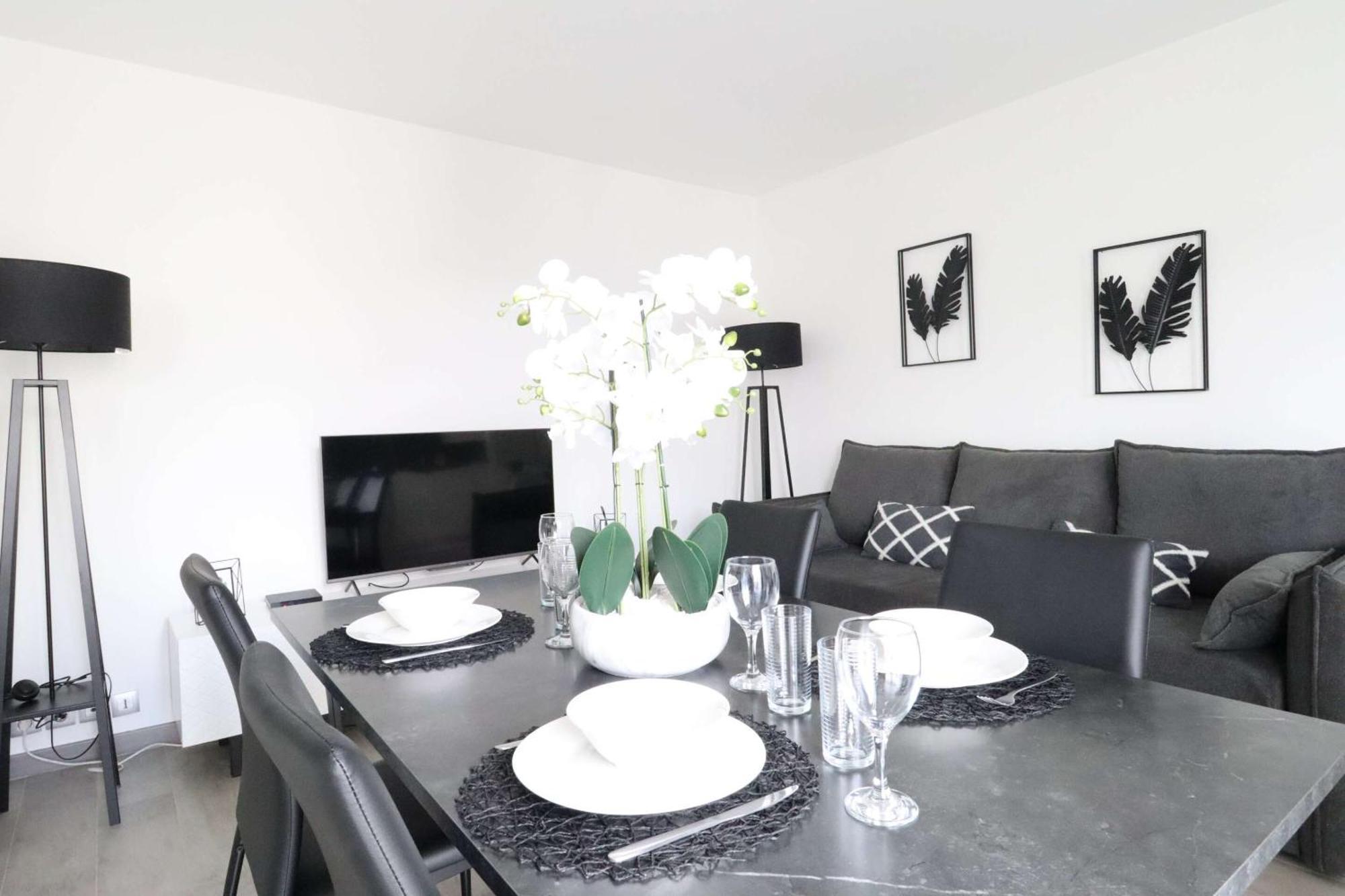 Frenchy By Plaza Apartamento